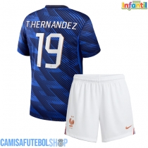 Camisa de time de futebol França Theo Hernandez #19 Replicas 1º Equipamento Infantil Mundo 2026 Manga Curta (+ Calças curtas)